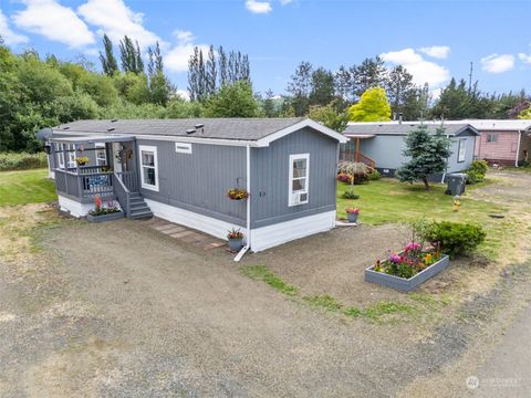 A home in Hoquiam