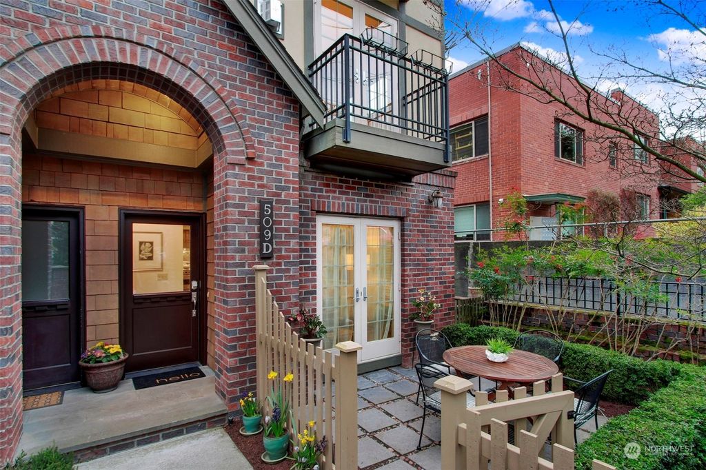 Photo of 509 D W Olympic Place, Seattle, WA 98119 (MLS # 2193604)