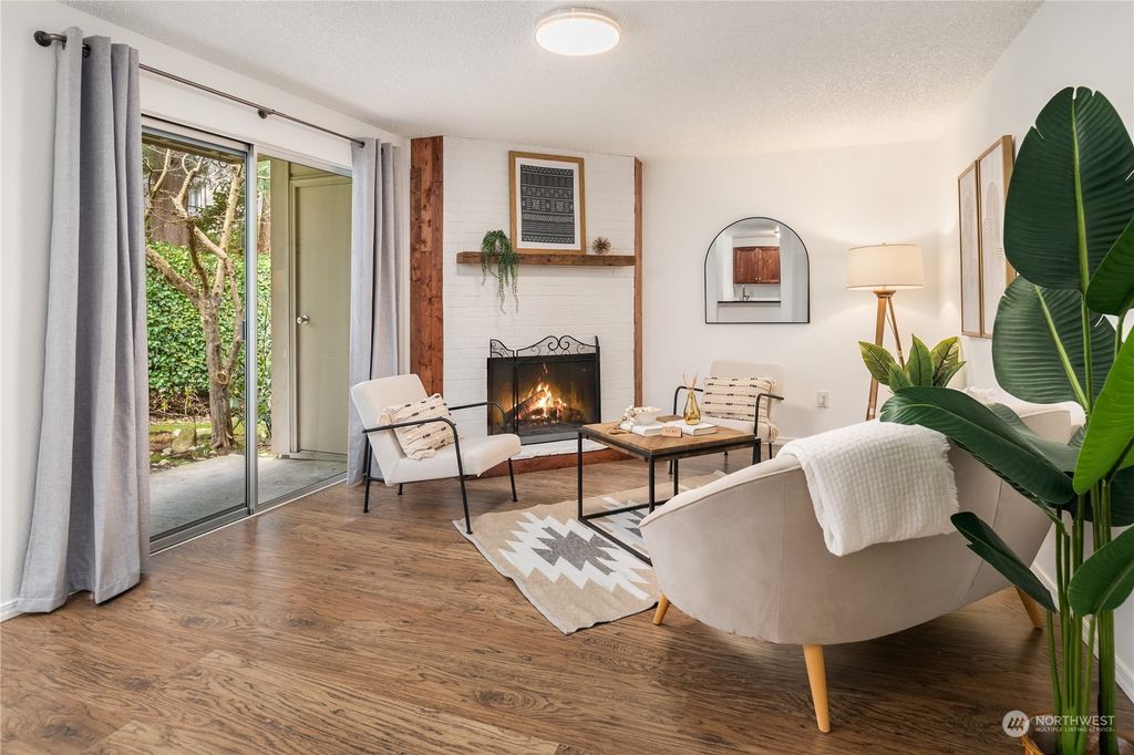 Photo of 17527 149th Avenue SE #B-4, Renton, WA 98058 (MLS # 2050477)