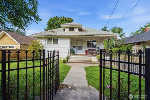 Photo of 606 S Division Street, Walla Walla, WA 99362 (MLS # 2522014)