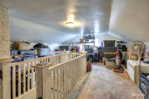 A home in Hoquiam