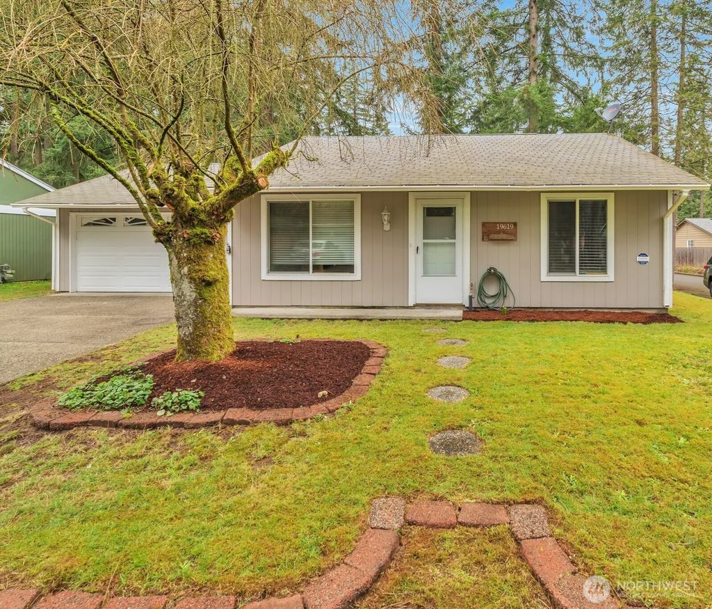 Photo of 19619 SE 260th Street, Covington, WA 98042 (MLS # 2340248)