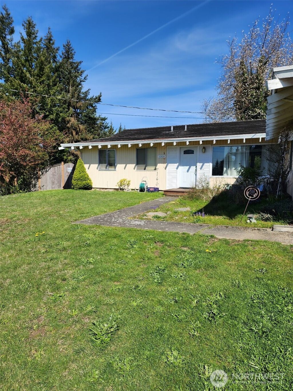 Photo of 10804 SE 232nd Place, Kent, WA 98031 (MLS # 2400751)