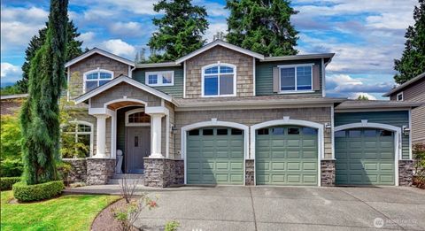 Photo of 11215 NE 116th Place, Kirkland, WA 98034 (MLS # 2424401)
