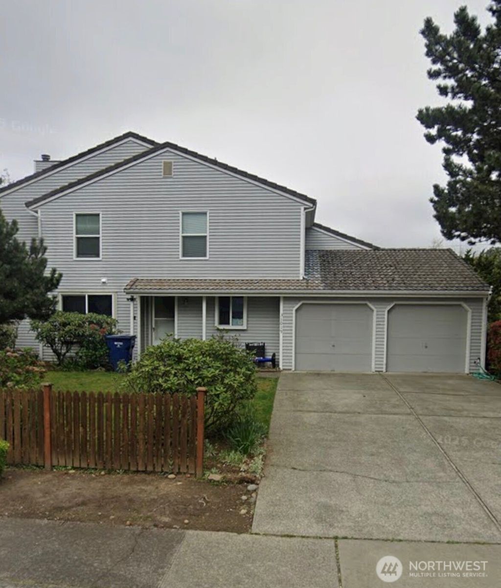 Photo of 31019 9th Avenue S, Federal Way, WA 98003 (MLS # 2466329)