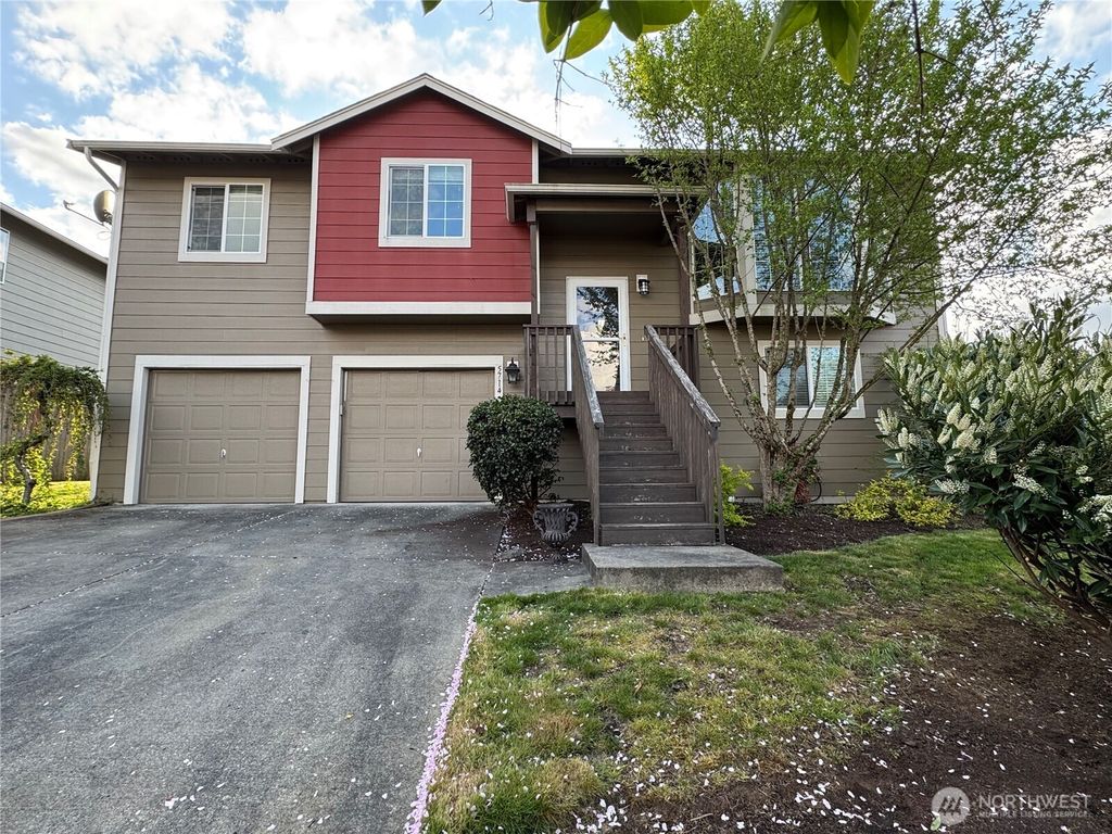 Photo of 5714 80th Avenue NE, Marysville, WA 98270 (MLS # 2361873)