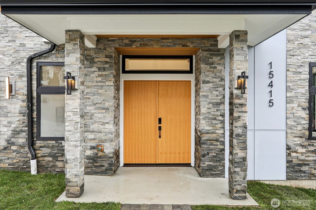 Photo of 15415 NE 103rd Way, Redmond, WA 98052 (MLS # 2507573)