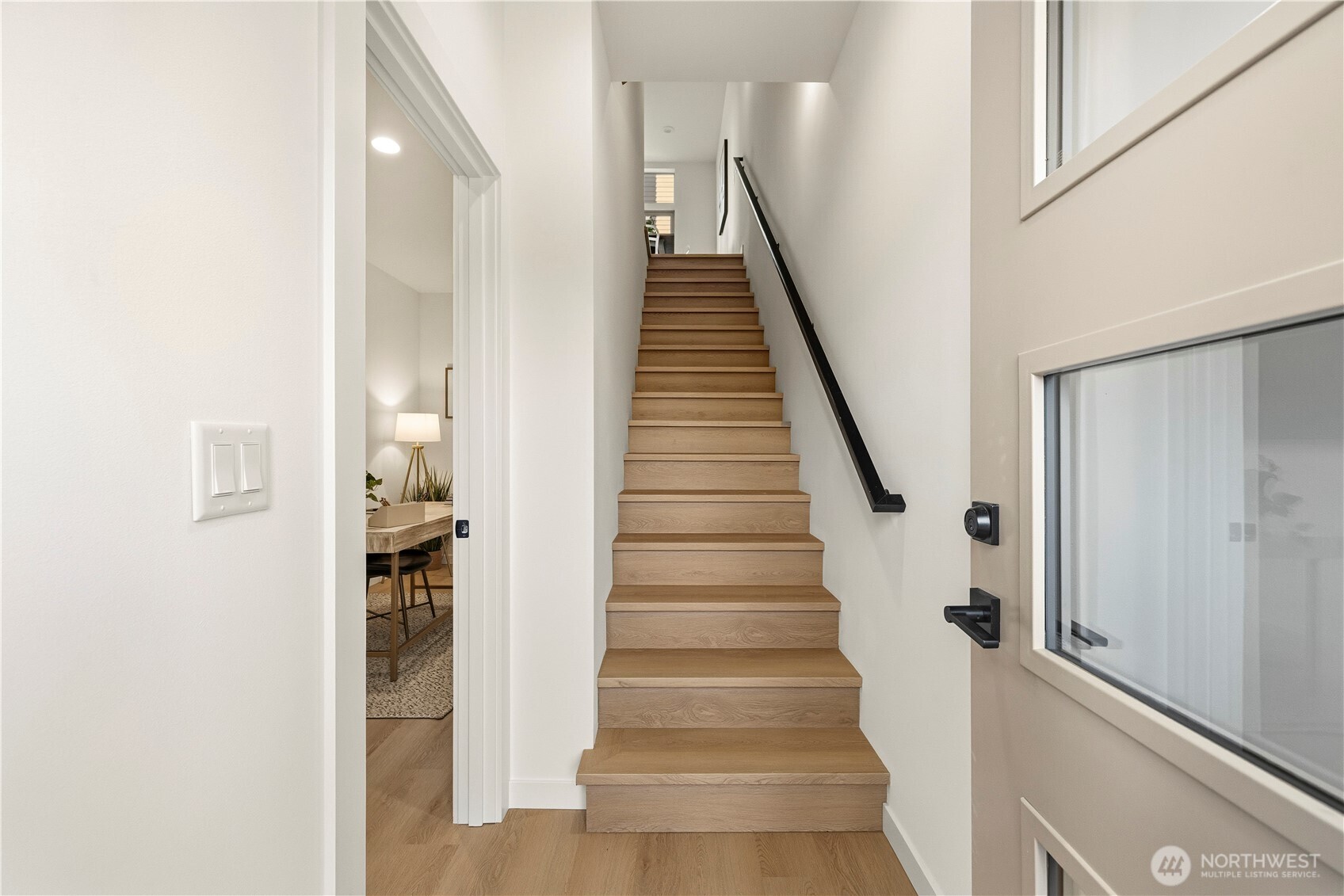 3817 Fremont Avenue N