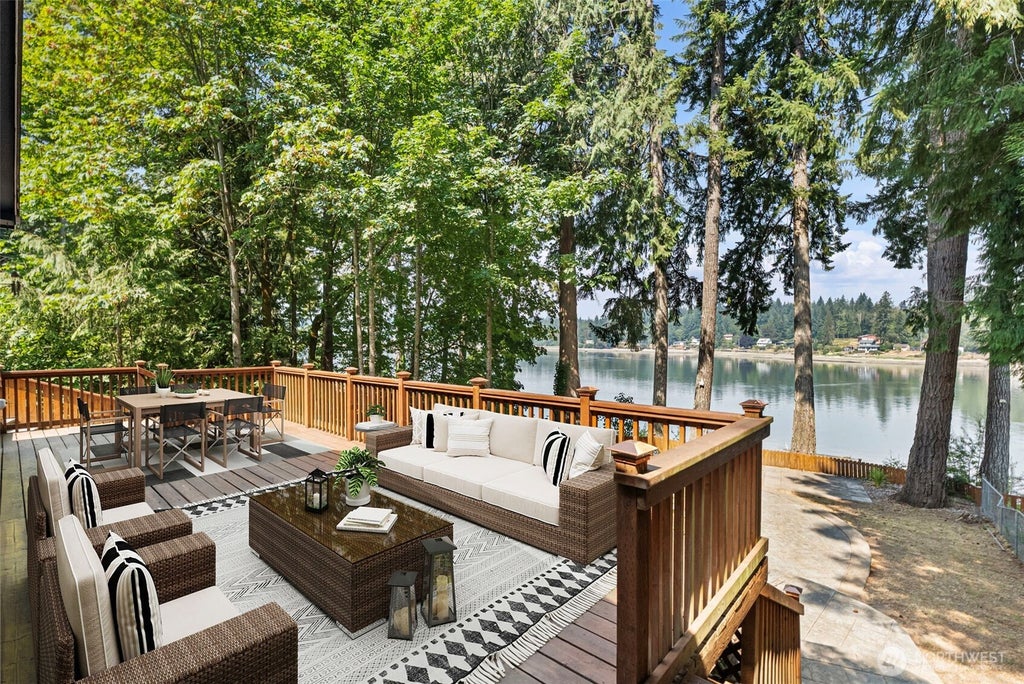 Photo of 3355 SE Arcadia Road, Shelton, WA 98584 (MLS # 2587748)