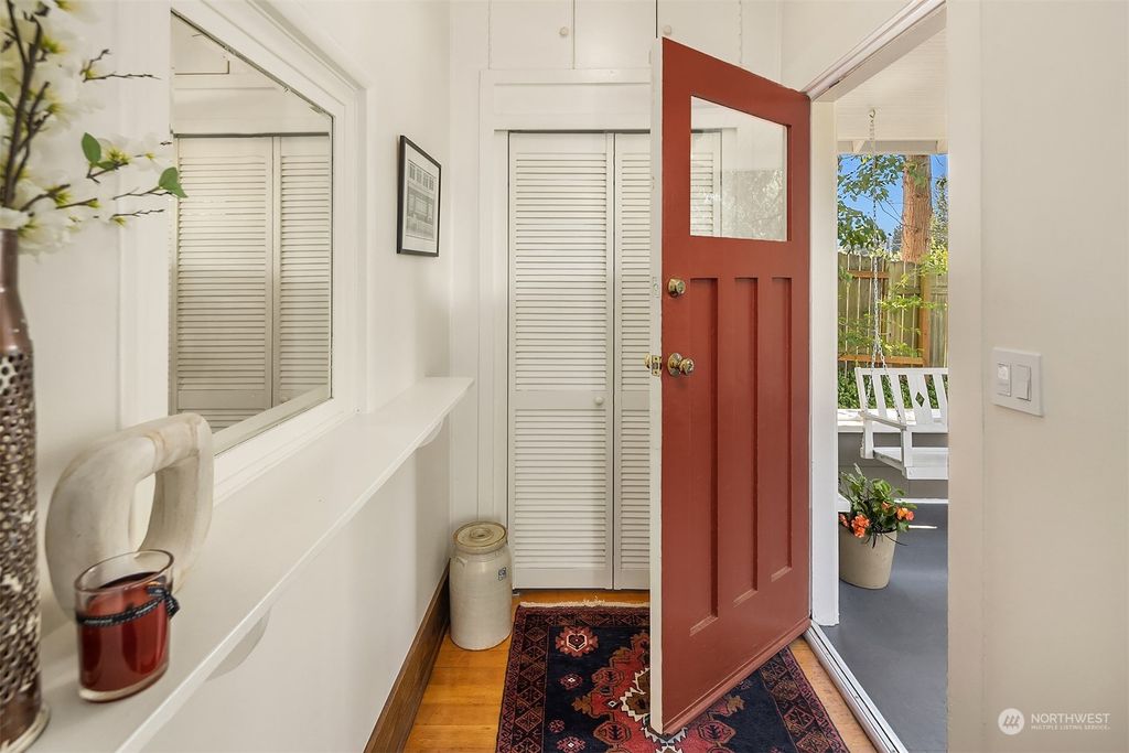 Photo of 9112 23rd Avenue NE, Seattle, WA 98115 (MLS # 2143572)