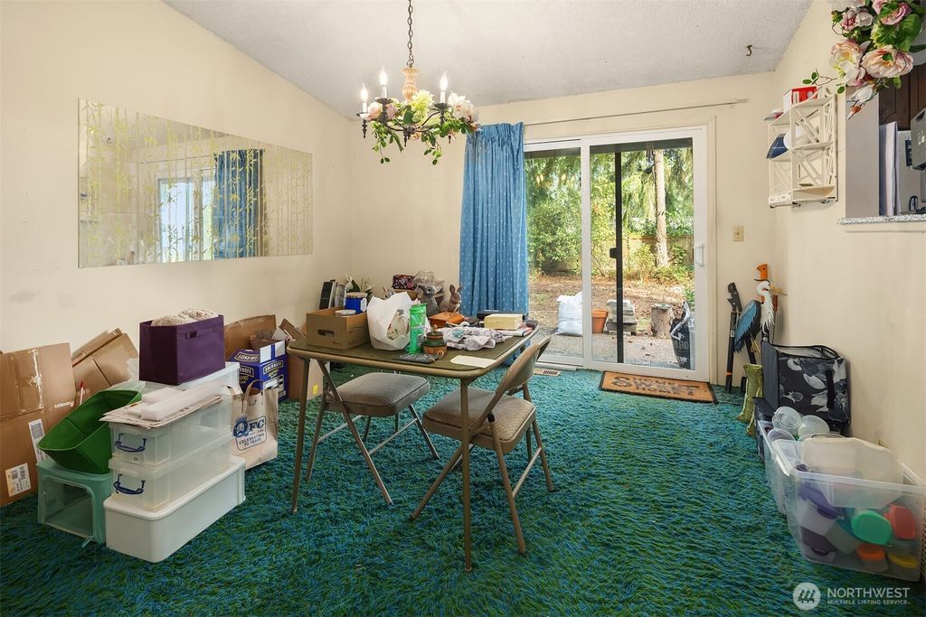 Photo of 16142 SE 42nd Place, Bellevue, WA 98006 (MLS # 2434265)