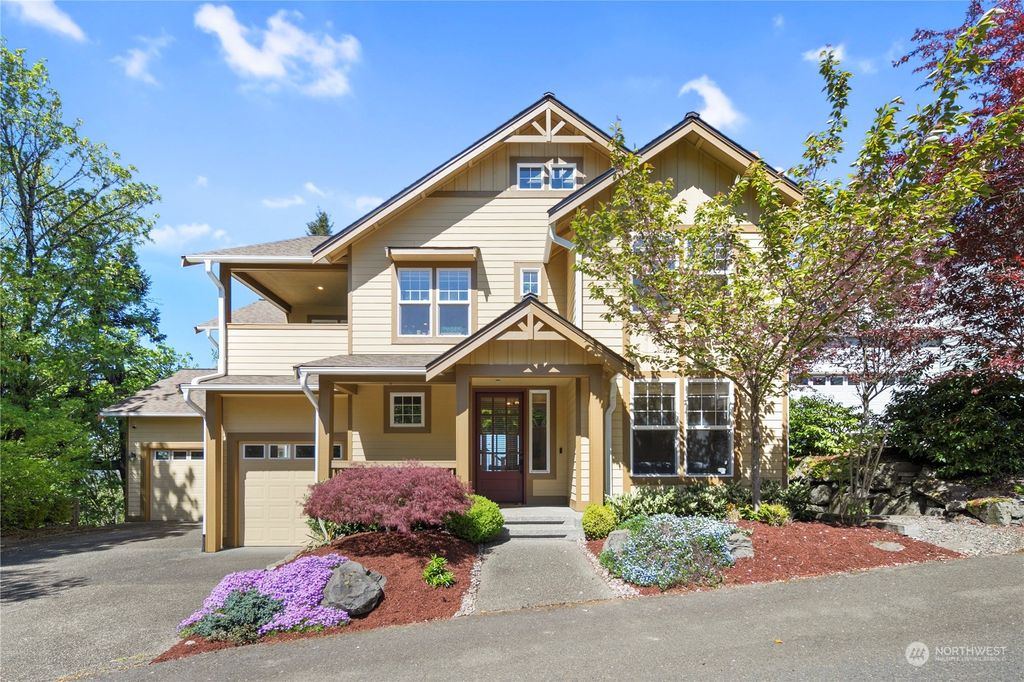 Photo of 700 S 47th Street, Renton, WA 98055 (MLS # 2221056)