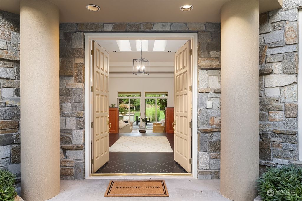 Photo of 5420 247th Place SE, Issaquah, WA 98029 (MLS # 2161934)