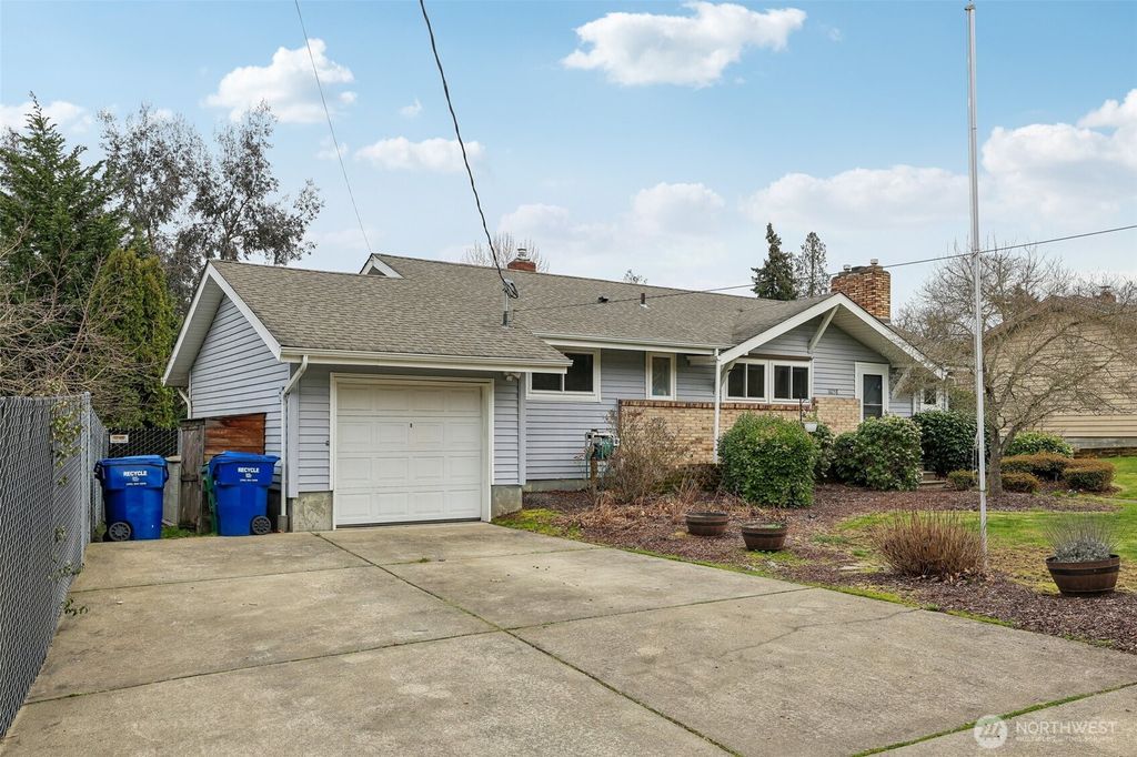 Photo of 10758 68th Avenue S, Seattle, WA 98178 (MLS # 2343491)