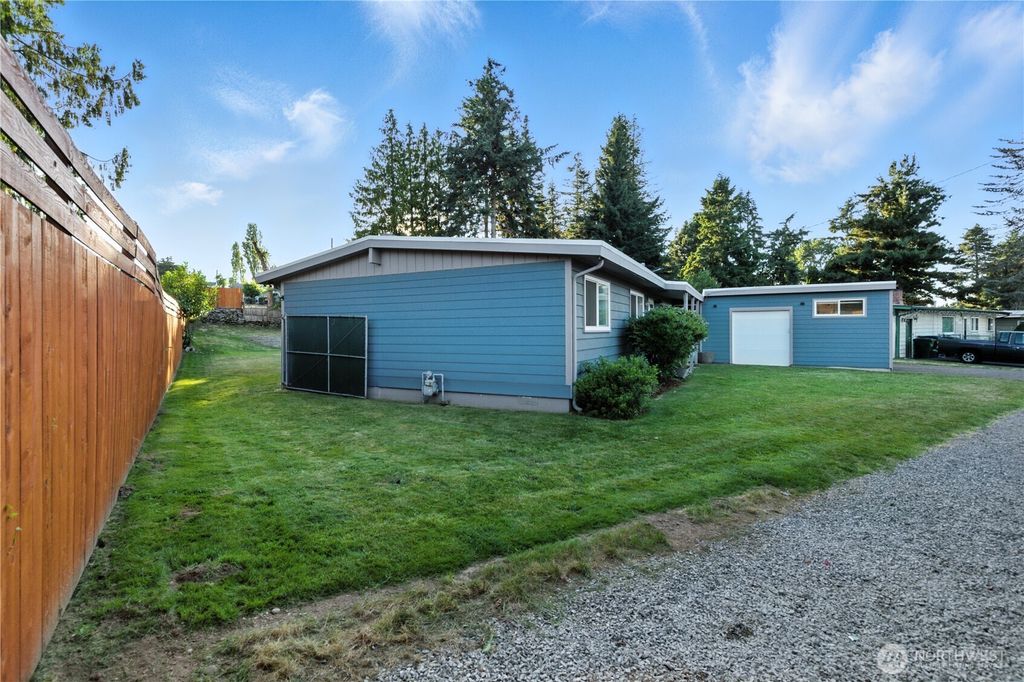 Photo of 14435 28th Lane S, SeaTac, WA 98168 (MLS # 2402632)