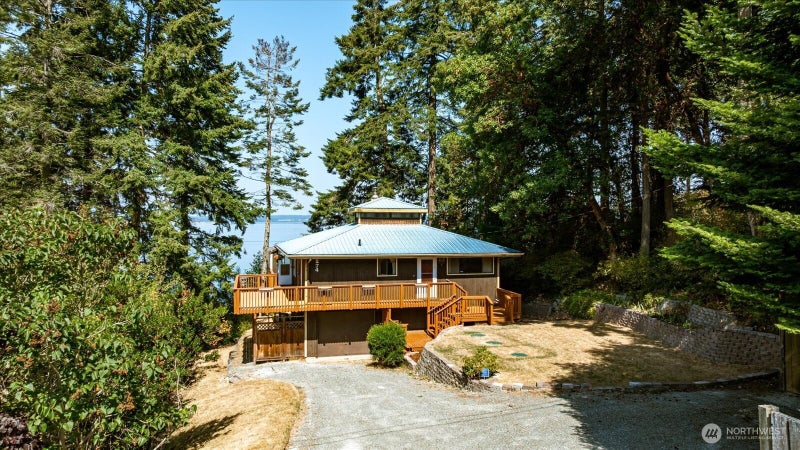 274 Marine Drive