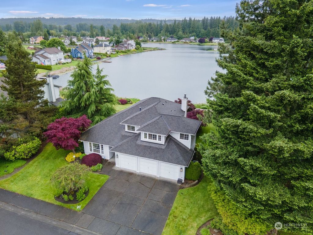 Photo of 14304 31st Avenue NE, Marysville, WA 98271 (MLS # 2241385)