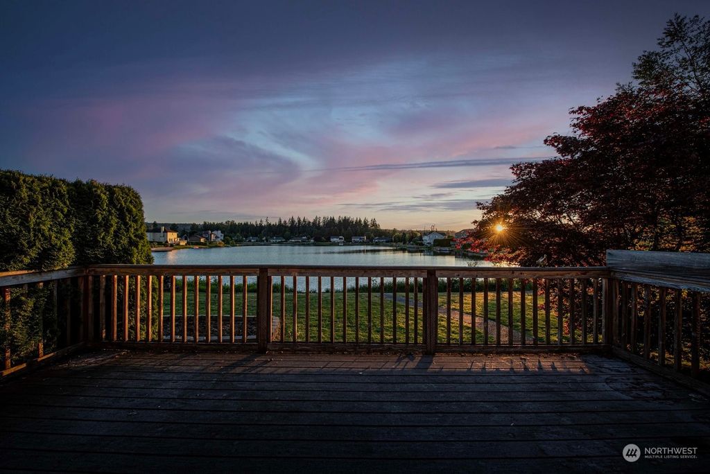 Photo of 14304 31st Avenue NE, Marysville, WA 98271 (MLS # 2241385)