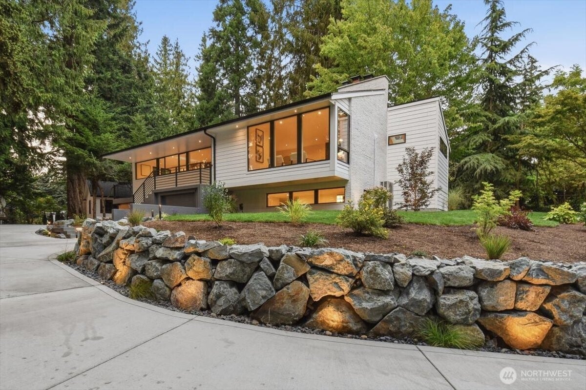 836 NW Richmond Beach Road
