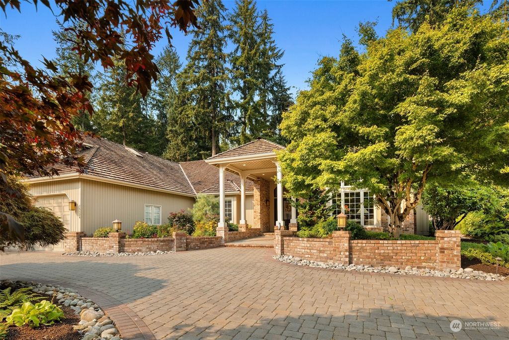 Photo of 15824 NE 135th Street, Redmond, WA 98052 (MLS # 2042611)