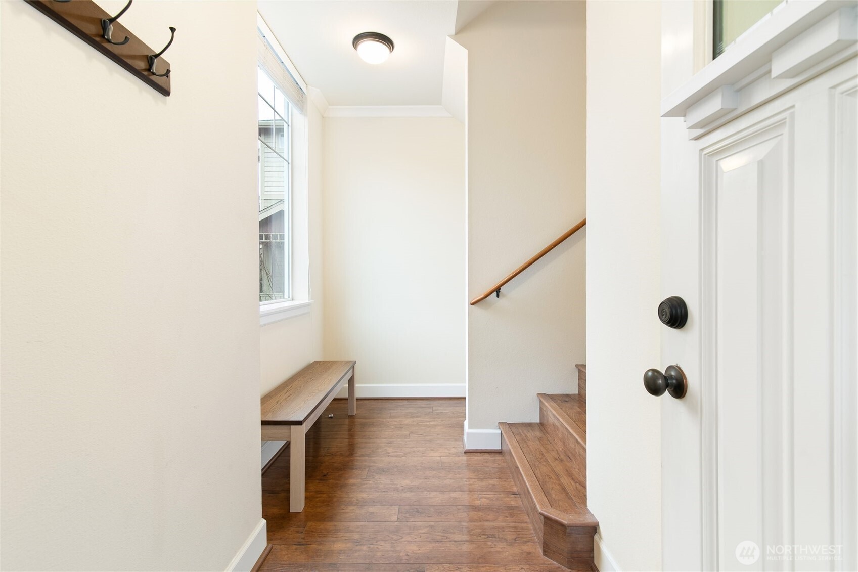 320 Chelan Place NE H1