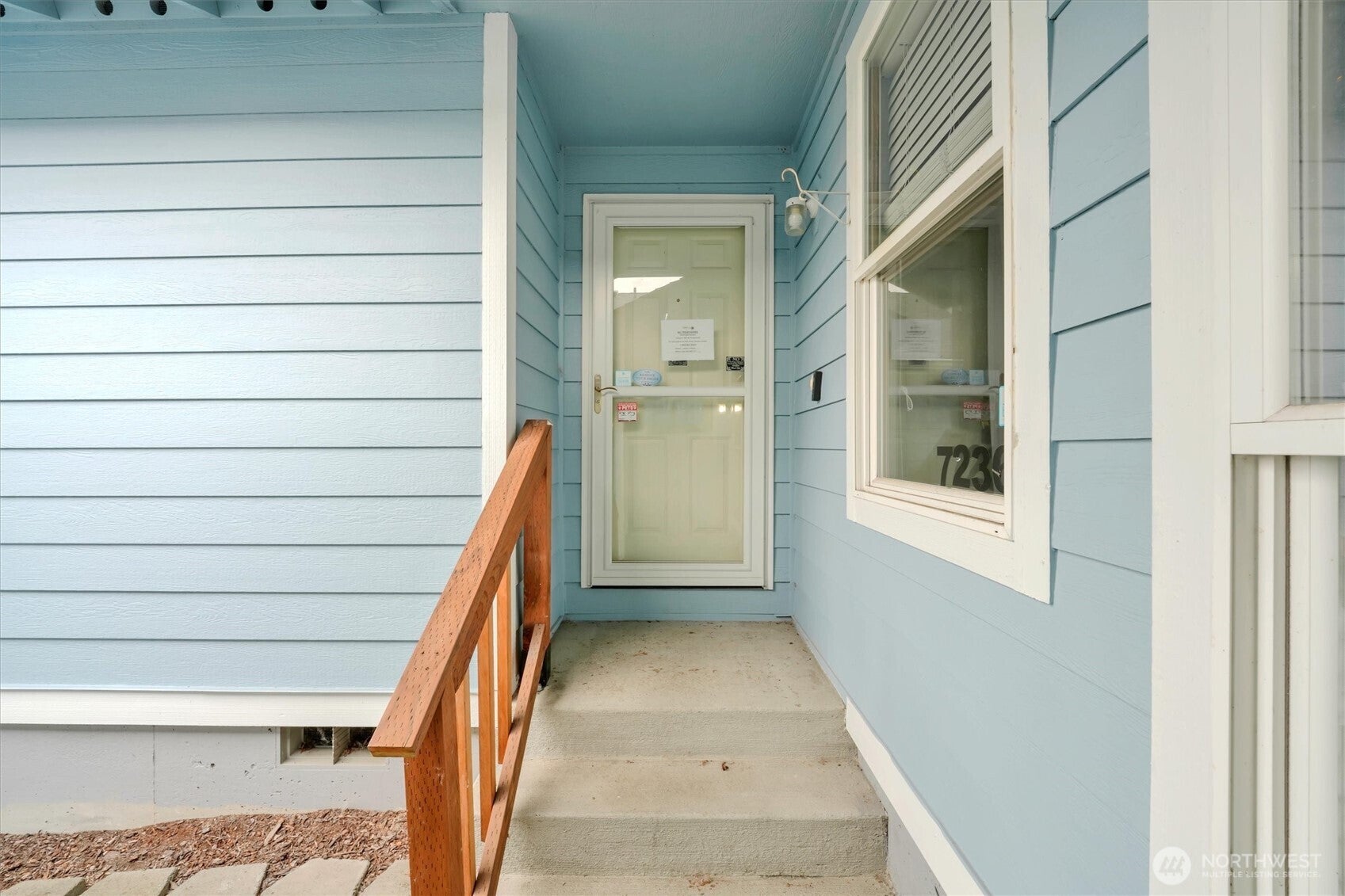 7236 163rd Street E