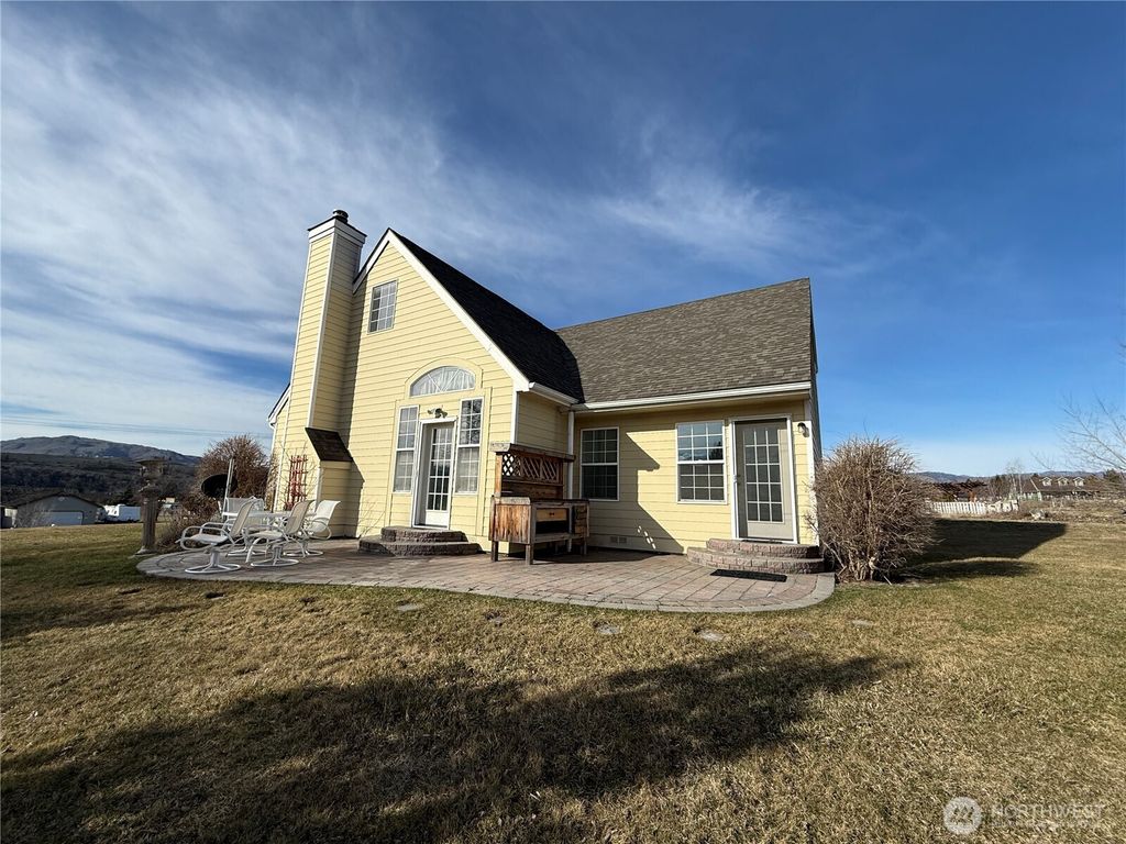 Photo of 334 Omak River Road, Omak, WA 98841 (MLS # 2493352)