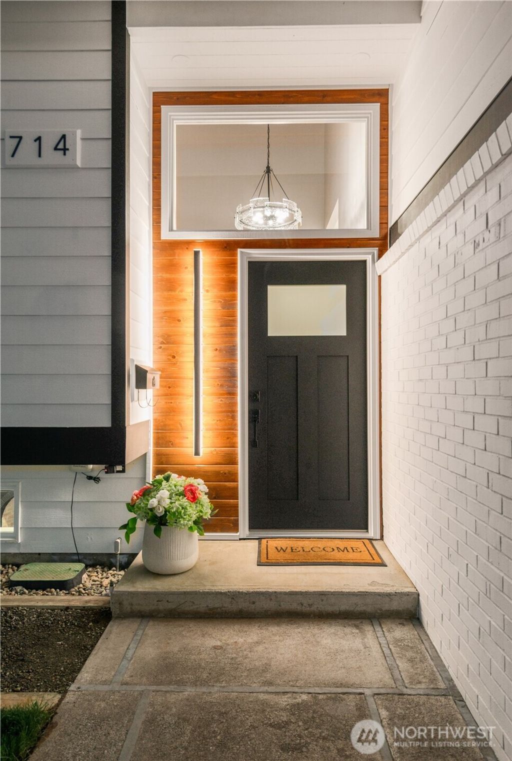 Photo of 714 High Avenue S, Renton, WA 98057 (MLS # 2417134)