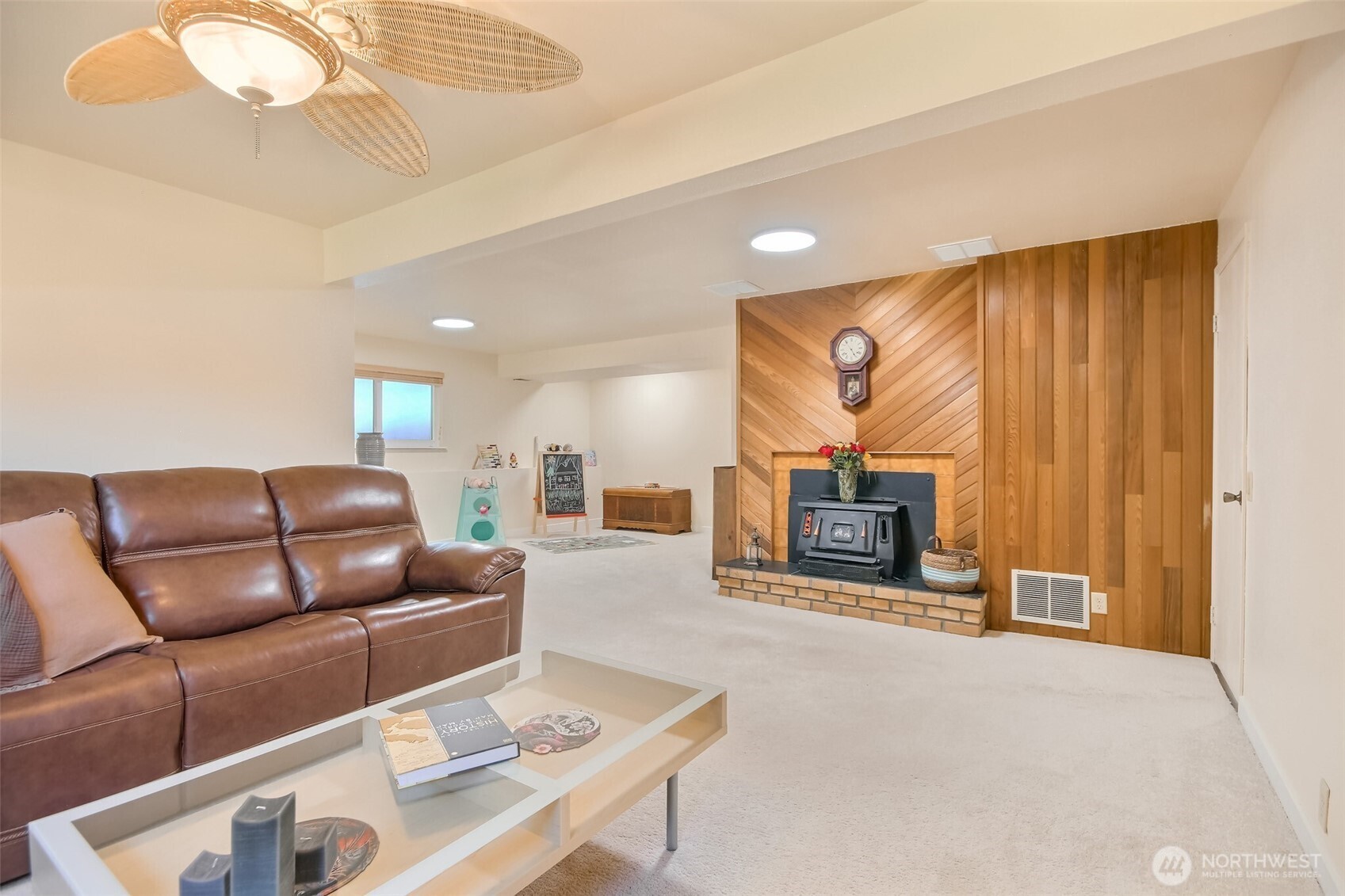 Edgewood, Washington 98371, United States, 4 Bedrooms Bedrooms, ,3 BathroomsBathrooms,Residential,Active,182891