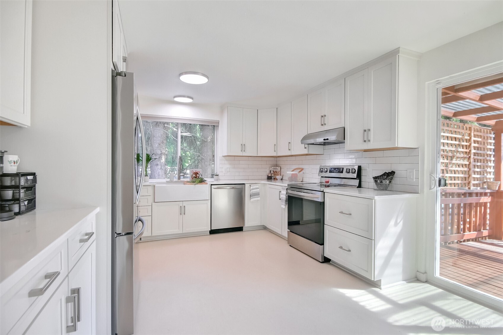 1505 97th Ave Ct E