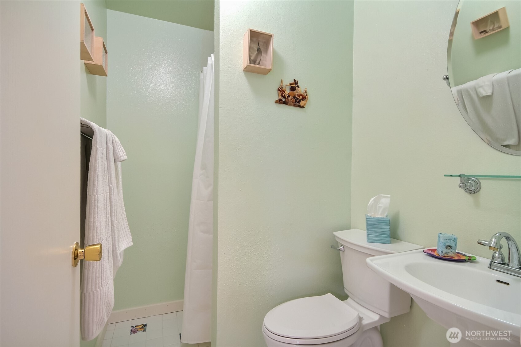 Edgewood, Washington 98371, United States, 4 Bedrooms Bedrooms, ,3 BathroomsBathrooms,Residential,Active,182891