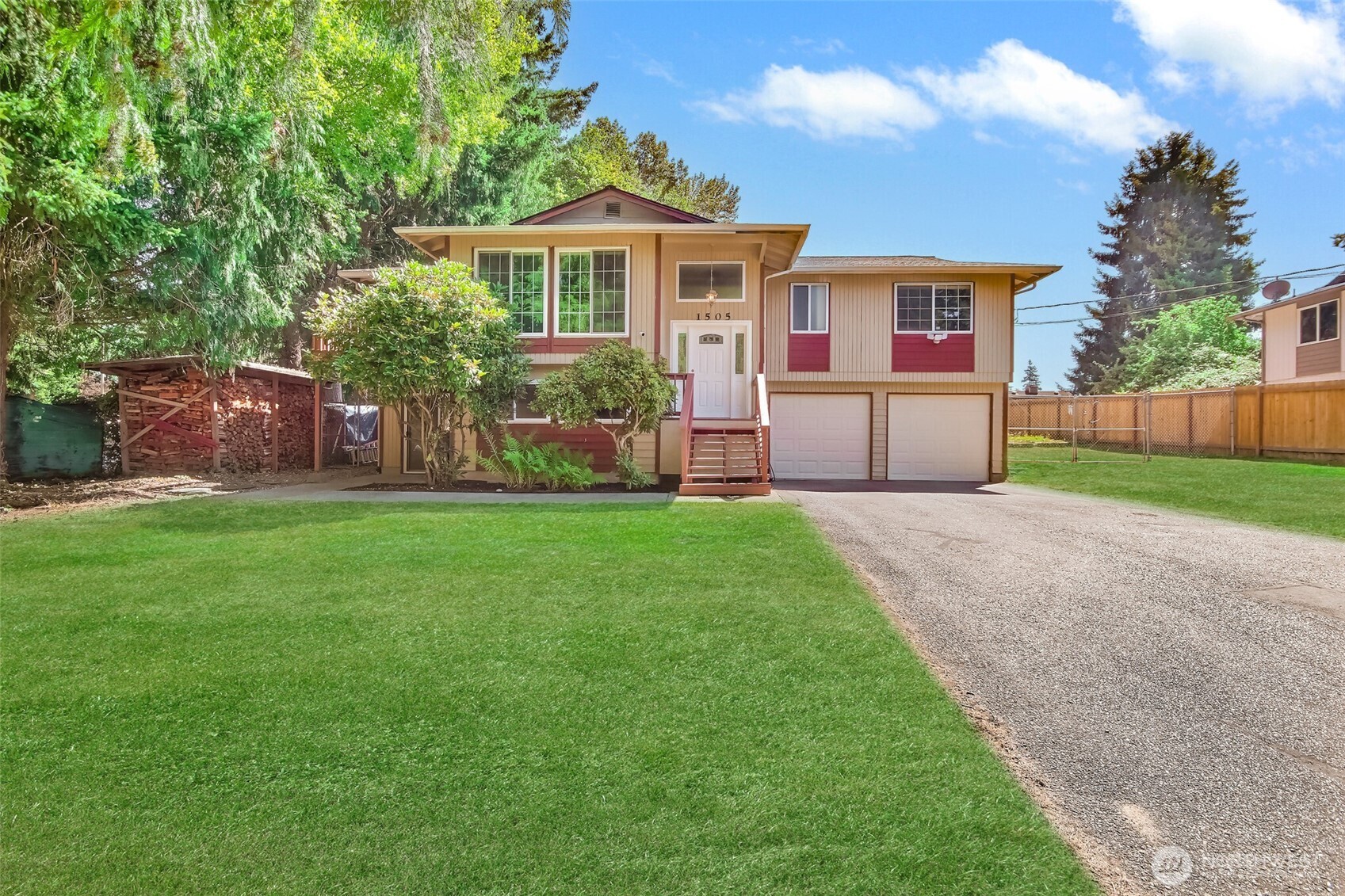 Edgewood, Washington 98371, United States, 4 Bedrooms Bedrooms, ,3 BathroomsBathrooms,Residential,Active,182891