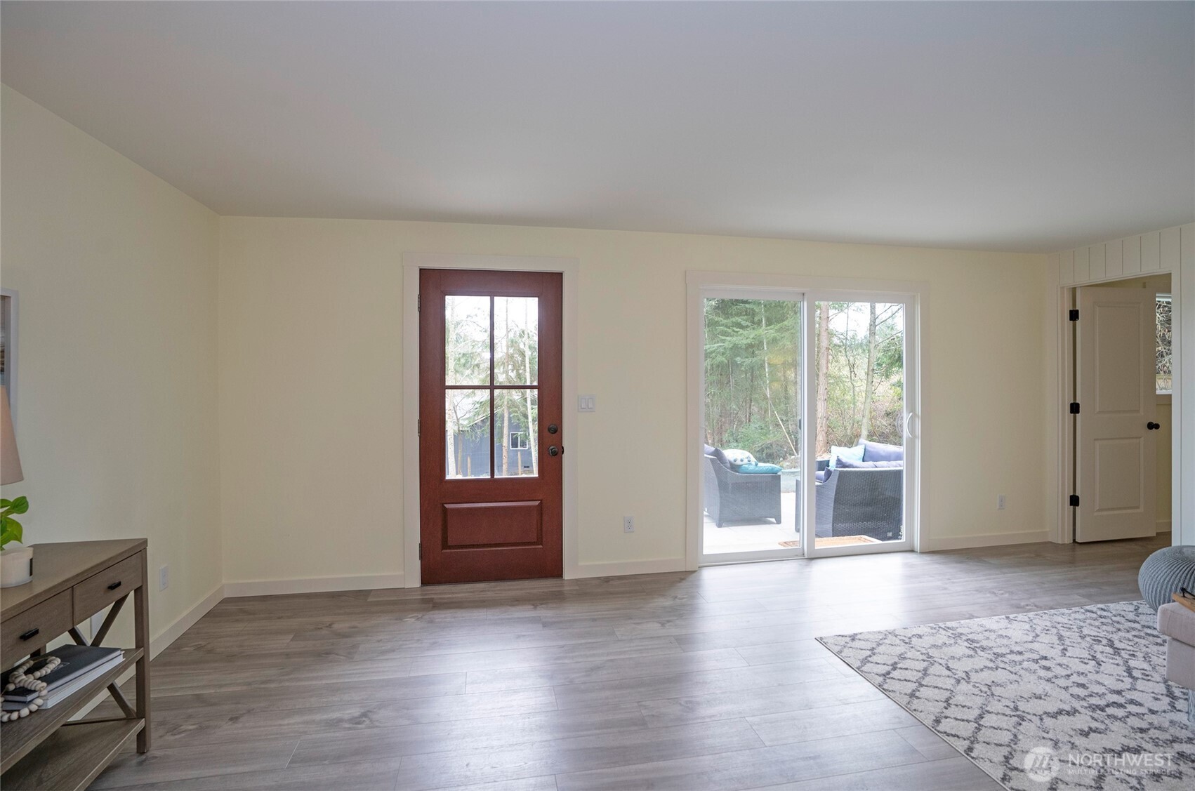 1151 Leschi Drive