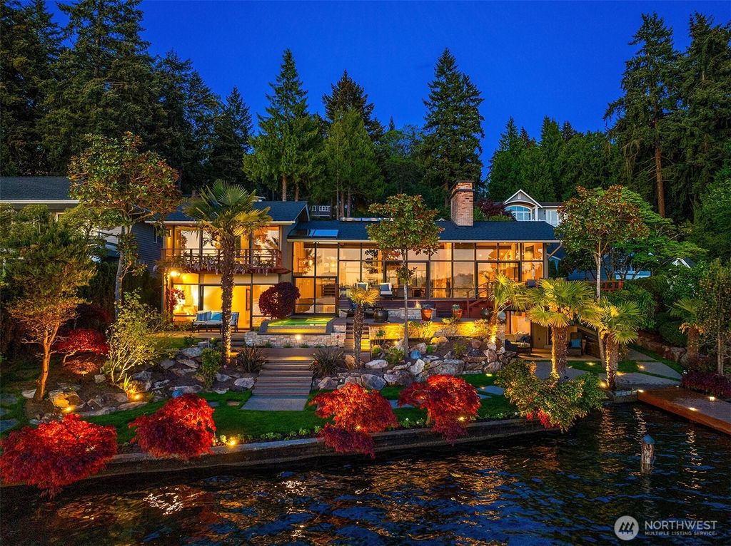 Photo of 2537 103rd Avenue SE, Bellevue, WA 98004 (MLS # 2360102)