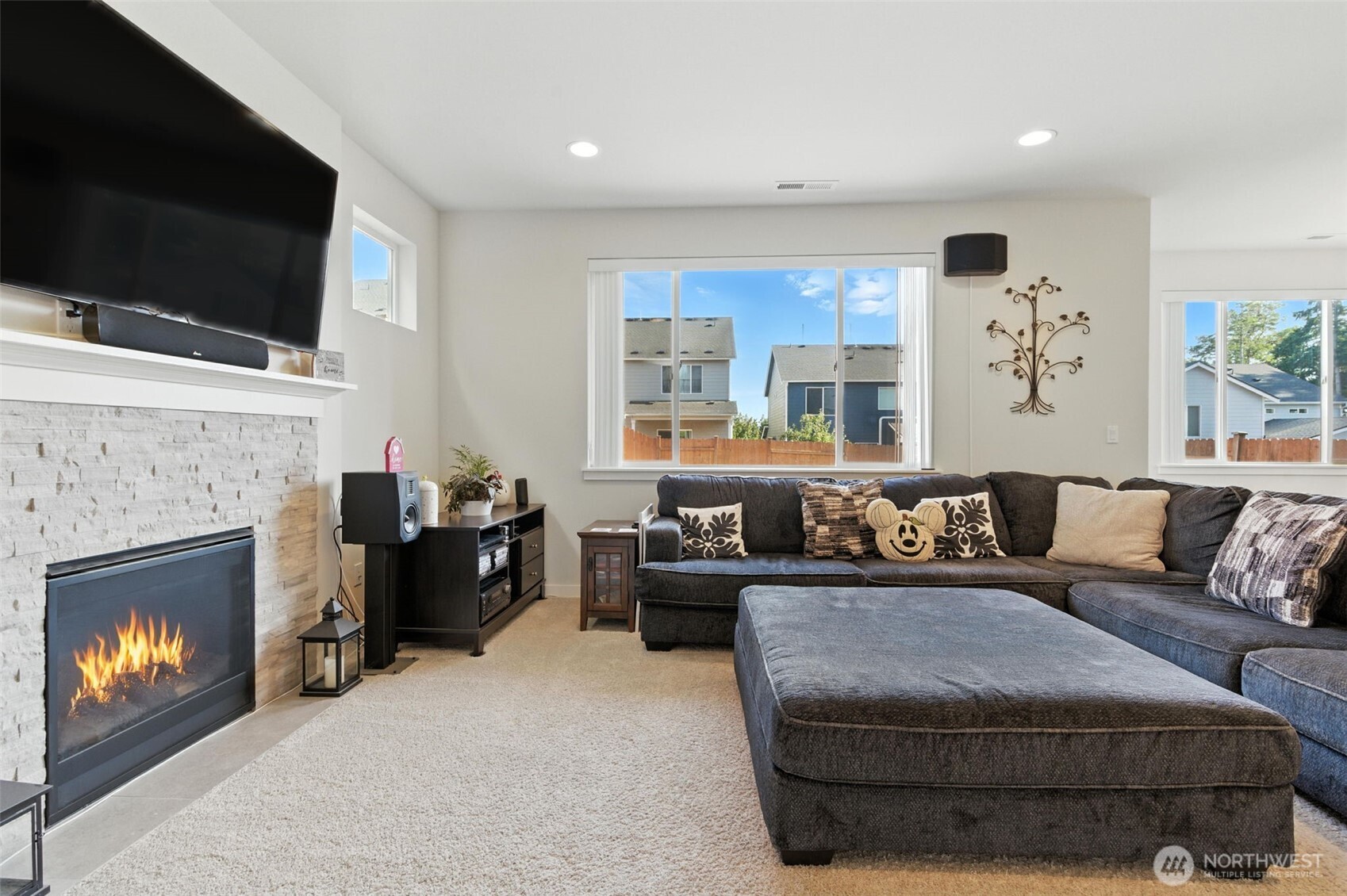 2149 NW Rustling Fir Lane