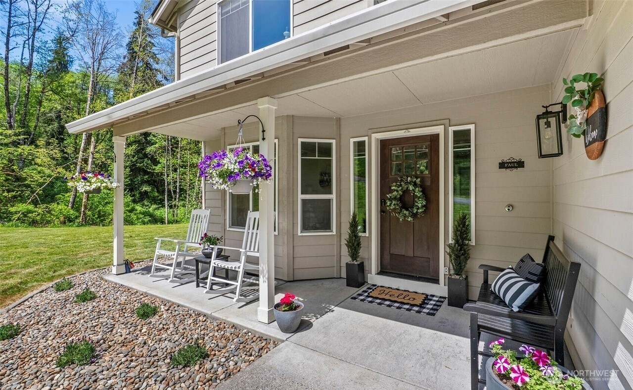 208 Salmonberry Lane