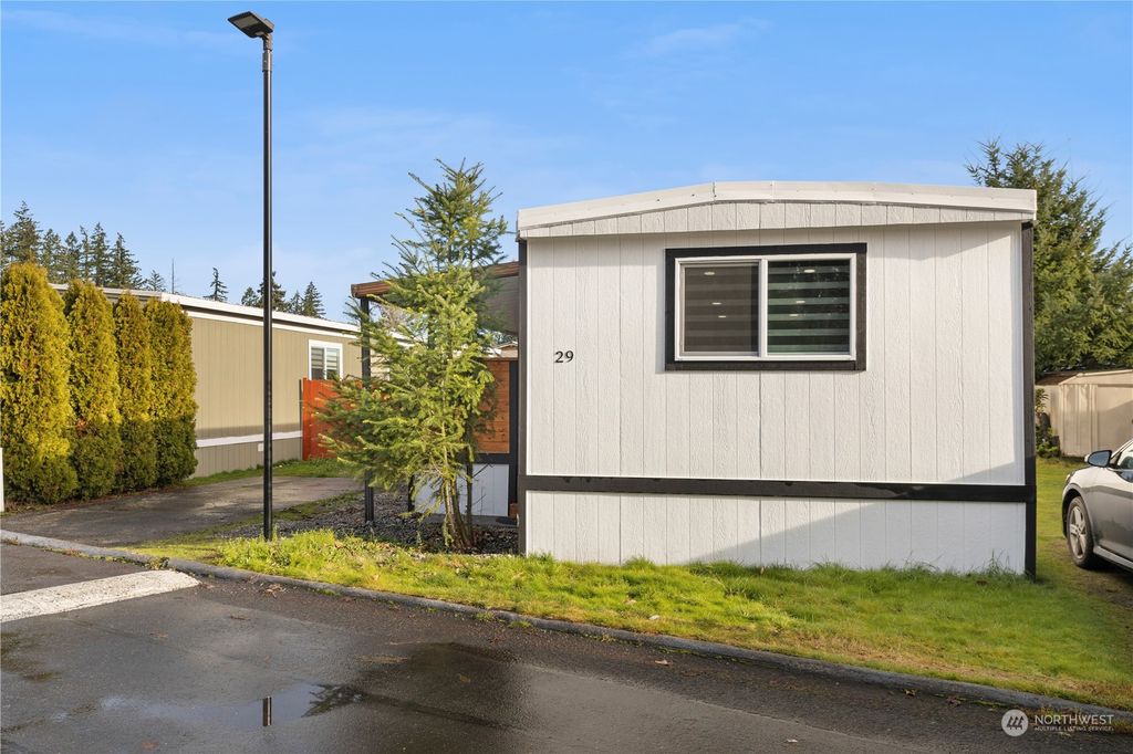 Photo of 15232 SE 272nd Street #29, Kent, WA 98042 (MLS # 2318905)