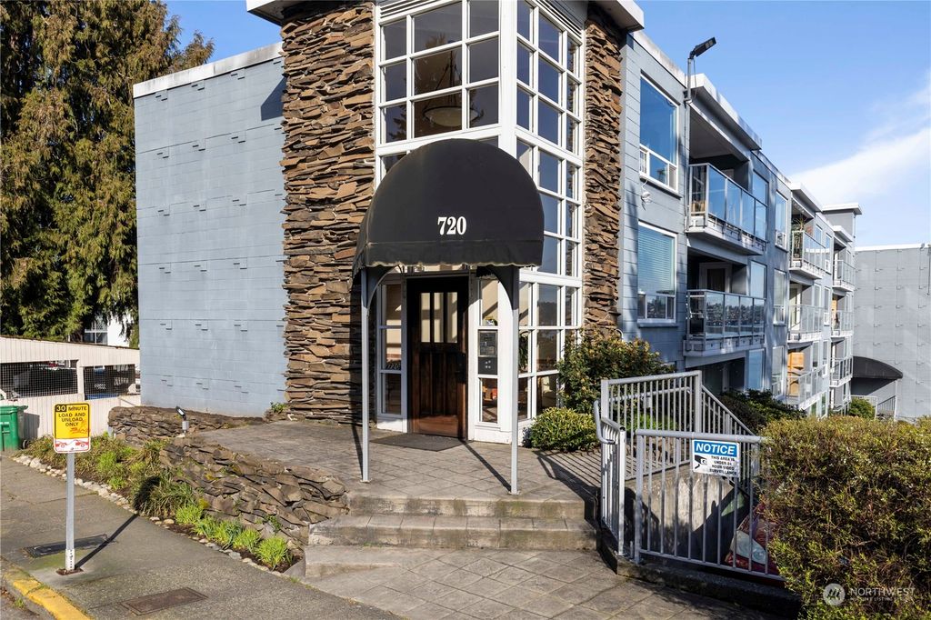 Photo of 720 Lakeside Avenue S #405, Seattle, WA 98144 (MLS # 2210427)