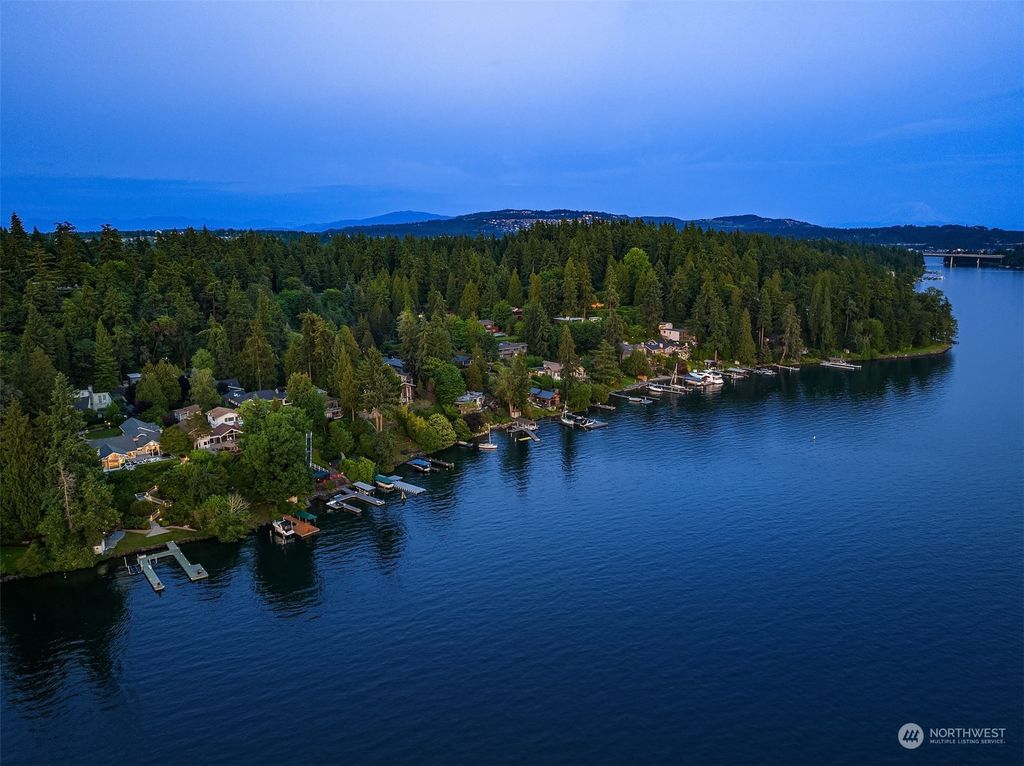 Photo of 1201 96th Avenue SE, Bellevue, WA 98004 (MLS # 2129553)