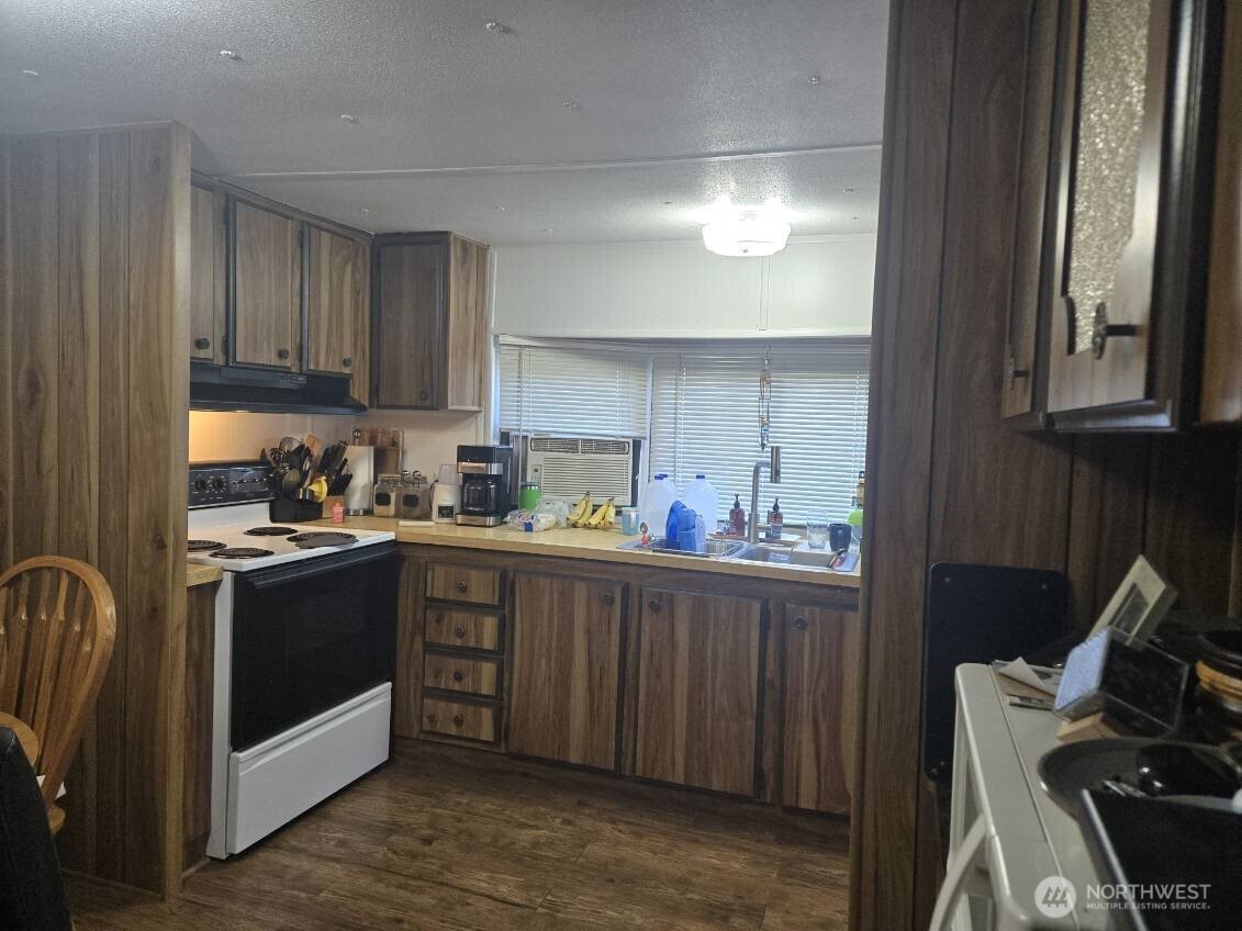 2424 S 260th Street 40