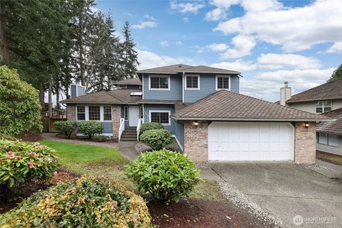 Photo of 1113 SW 325th Place, Federal Way, WA 98023 (MLS # 2478644)