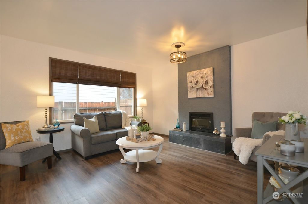 Photo of 2026 Timber Trail, Bothell, WA 98012 (MLS # 2152171)