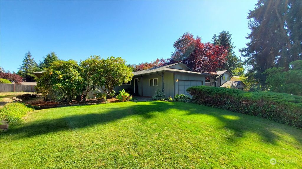 Photo of 2026 Timber Trail, Bothell, WA 98012 (MLS # 2152171)