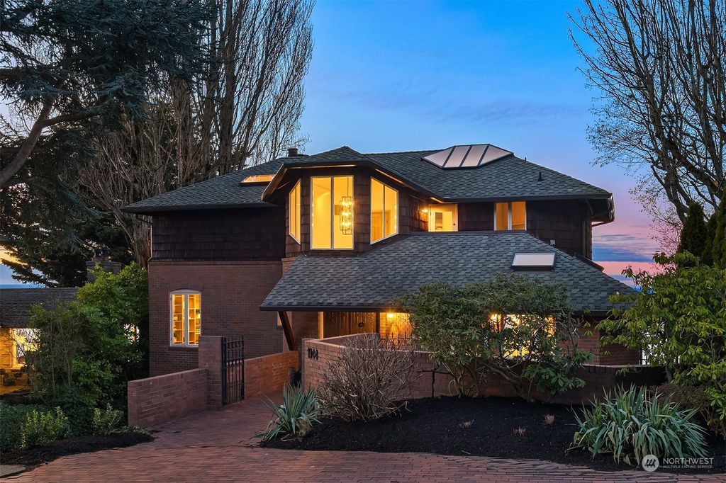 Photo of 1944 NW Blue Ridge Drive, Seattle, WA 98177 (MLS # 2029459)