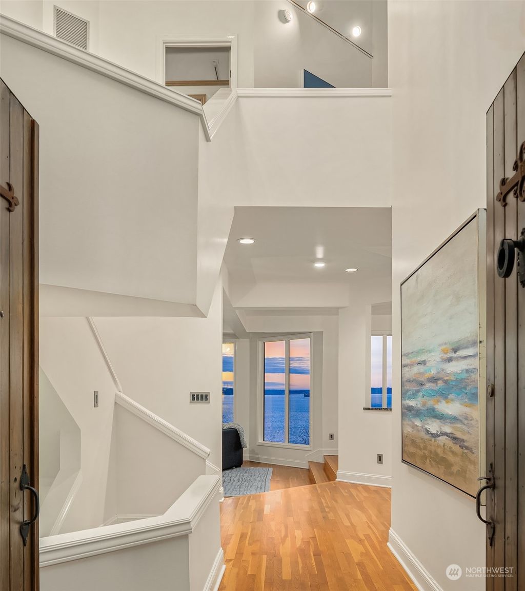 Photo of 1944 NW Blue Ridge Drive, Seattle, WA 98177 (MLS # 2029459)