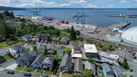 A home in Everett