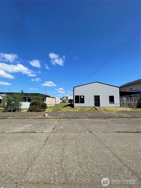 Photo of 419 & 441 1st Street, Raymond, WA 98577 (MLS # 2517440)