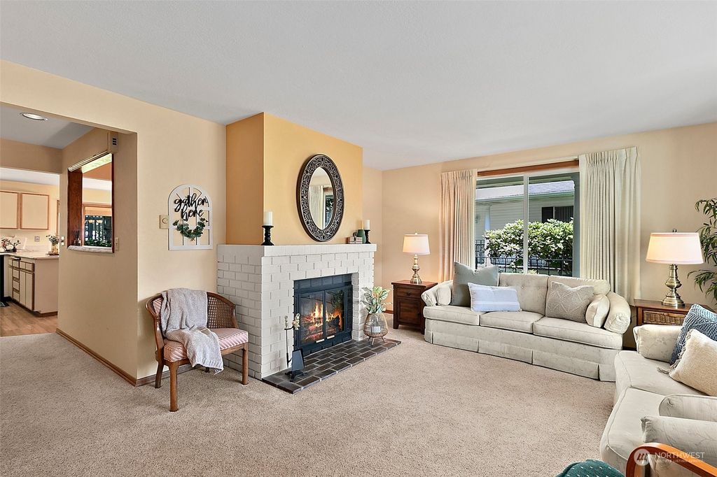 Photo of 32621 3rd Place S #2D, Federal Way, WA 98003 (MLS # 2147595)