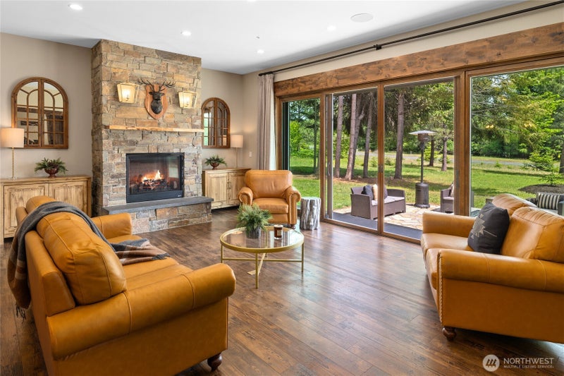 3000 Jenkins Drive