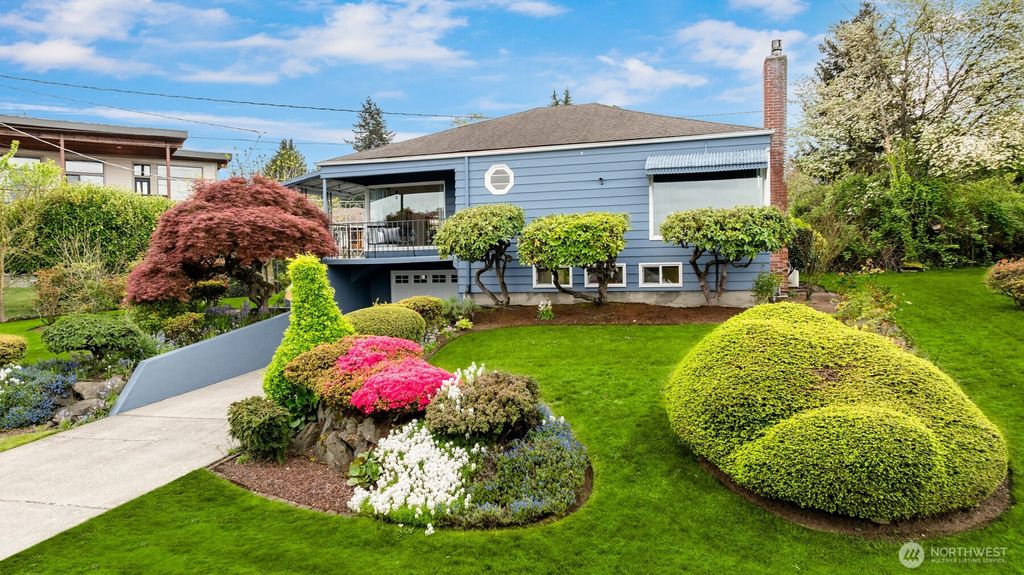 Photo of 10945 Forest Avenue S, Seattle, WA 98178 (MLS # 2514311)